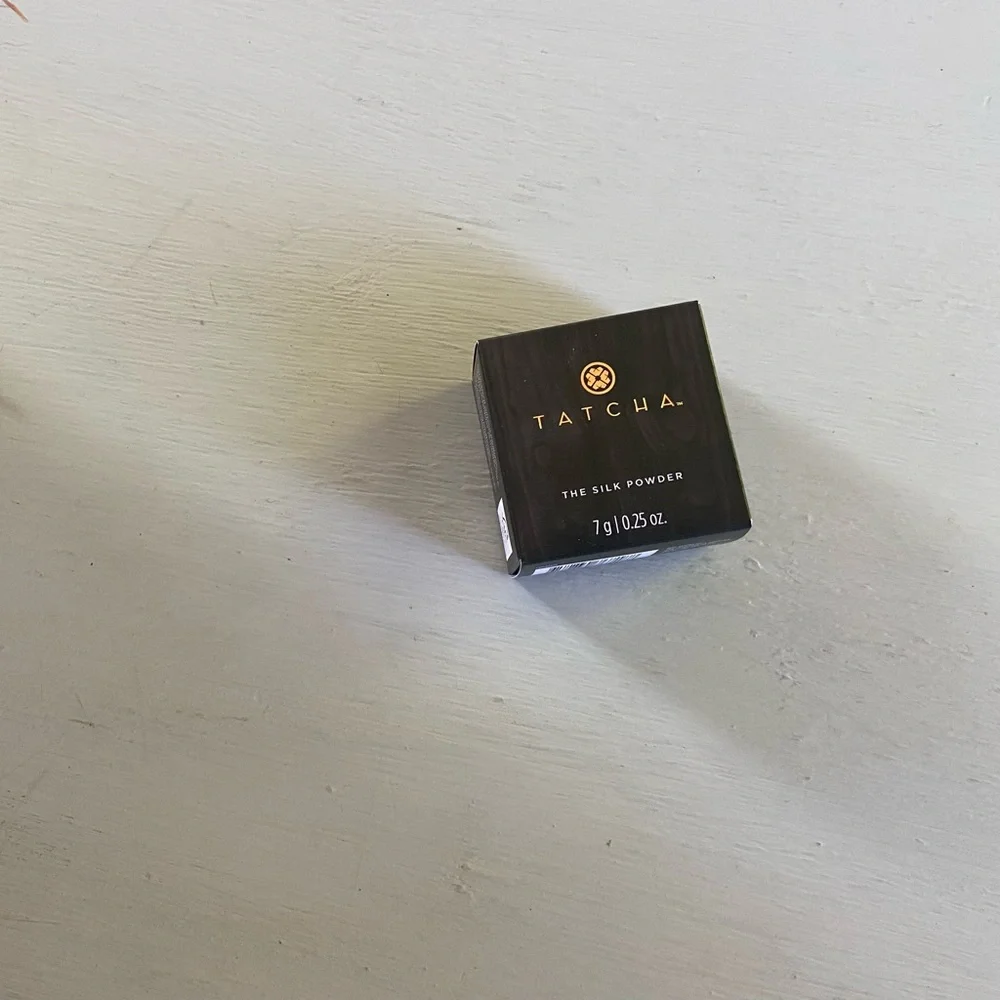 New Tatcha THE SILK POWDER Protective Setting Powder Mini